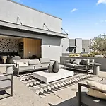 The Skyline Studio, Modern Getaway By Dodger Stadium