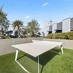 The Skyline Studio, Modern Getaway By Dodger Stadium
